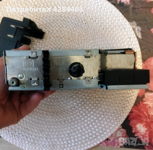 радио касетофон за Рено Меган 1, снимка 4 - Аксесоари и консумативи - 54264798