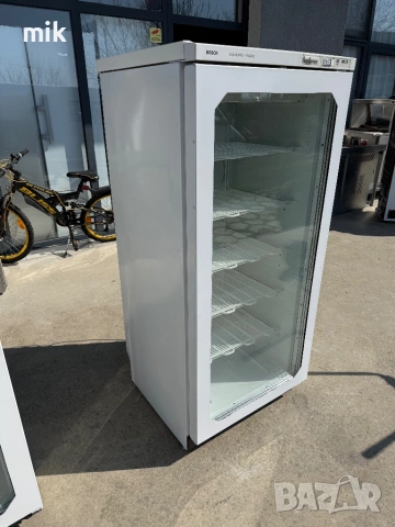 Минусова хладилна витрина Bosch 146см , снимка 2 - Витрини - 53744349
