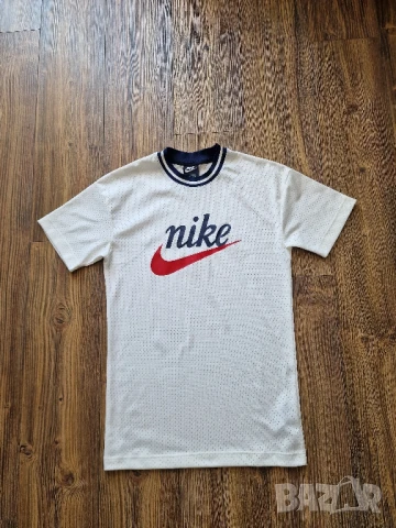 Страхотна мъжка тениска NIKE размер XS