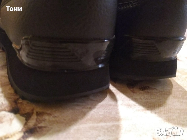 REEBOK Оригинал Нови Дамски Маратонки Изцяло от Естествена Кожа с Етикет 40, снимка 9 - Маратонки - 53485927