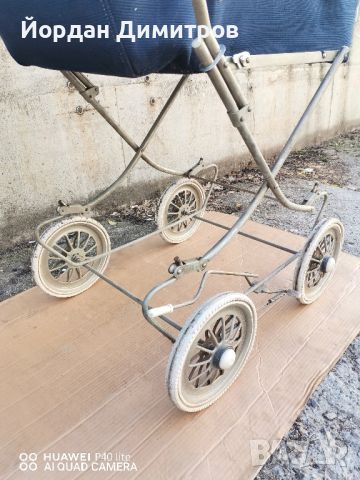 Стара бебешка количка , снимка 3 - Антикварни и старинни предмети - 46386534