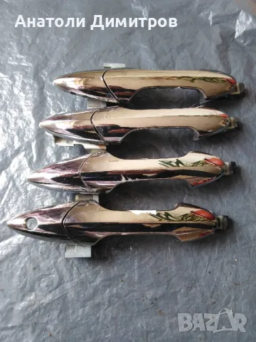 продавам части за предни и задни врата на хонда фрв , снимка 2 - Аксесоари и консумативи - 50241960