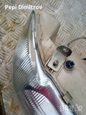 Десен фар за Ford Escort VII Estate (01.1995 - 02.1999), снимка 4 - Части - 50418937