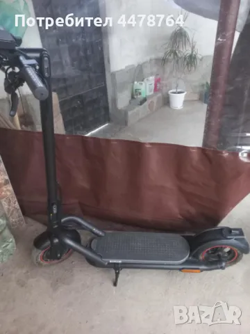 Електрически скутер-тротинетка NAVEE KICKSCOOTER N65 ДО 25 КМ/Ч, ПРОБЕГ ДО 65 КМ