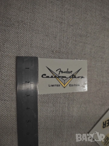 Ваденки Fender Stratocaster 1968/71 (CBS 70's) Custom Shop, снимка 14 - Китари - 53639295