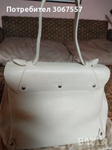 Продавам нова оригинална чанта "TRUSSARDI", снимка 5 - Чанти - 50402079