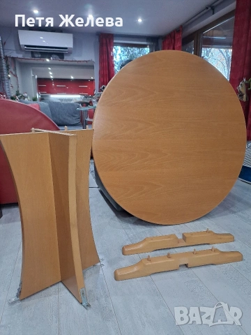 Къгла трапезна маса от дърво/масив- Австрия , снимка 3 - Маси - 53128785