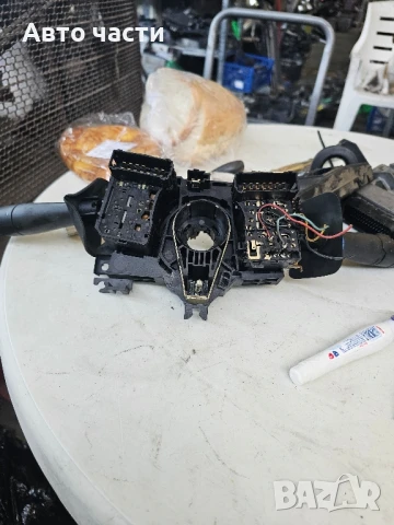  901057666 ПРЕВКЛЮЧВАЧ НА РАМОТО НА ЧИСТАЧКАТА НА КОРМИЛНАТА КОЛОНА за Dacia S UK1192059-12, снимка 2 - Части - 50861888