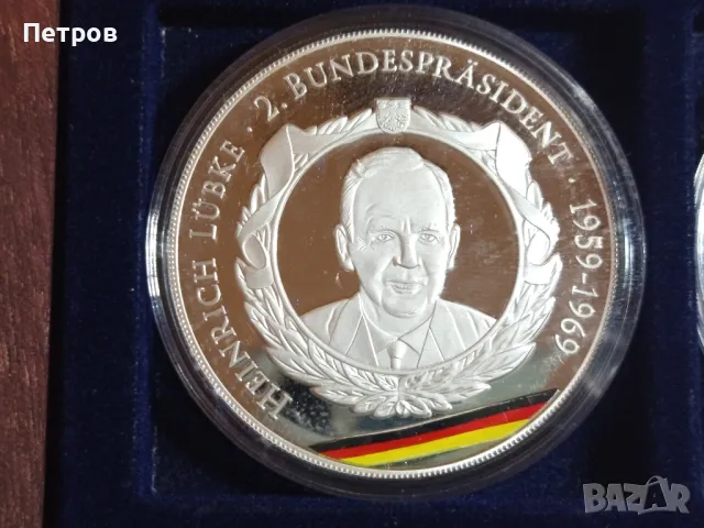 Колекционерски плакети "Президентите на Германия", снимка 10 - Нумизматика и бонистика - 49638569
