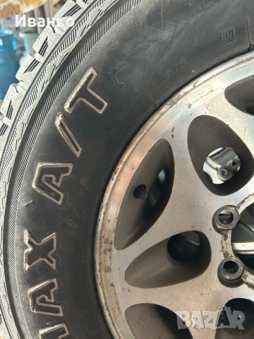 Гуми с джанти Mitsubishi pajero, снимка 3 - Гуми и джанти - 54163253