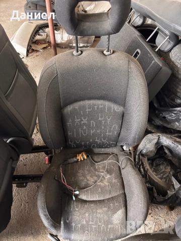 Седалки Пежо 206 предни , снимка 3 - Части - 54037845
