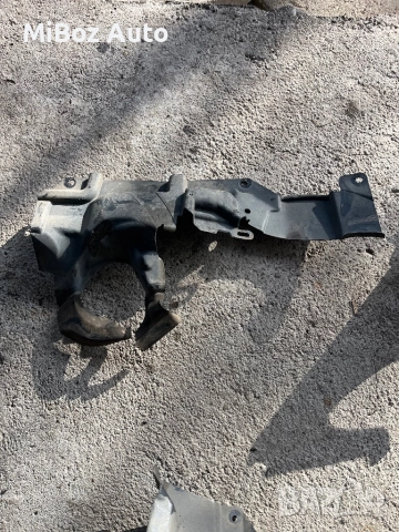 Кора подкалник БМВ Е90 91 BMW, снимка 3 - Части - 52260663