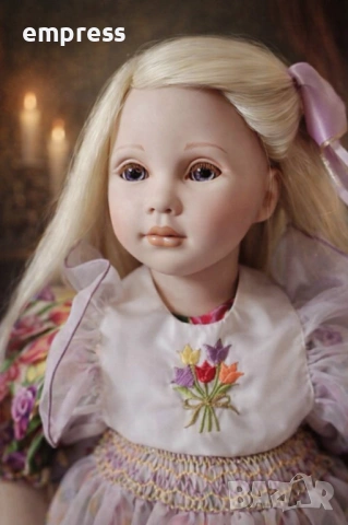 Порцеланова кукла Pauline - Carlote 