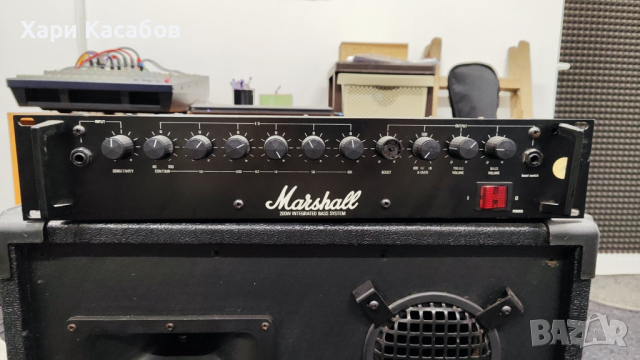 Бас риг - усилвател Marshall с 200-ватов кабинет, снимка 1