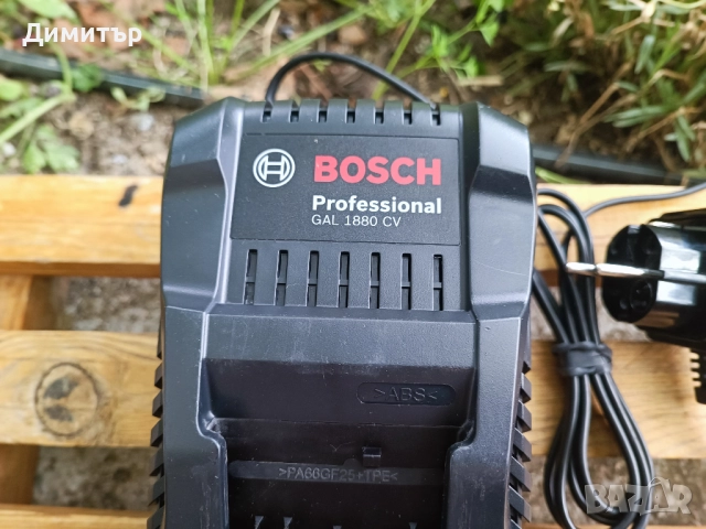 Bosch GAL 1880 CV зарядно 14.4 - 18V , снимка 3 - Винтоверти - 52160776