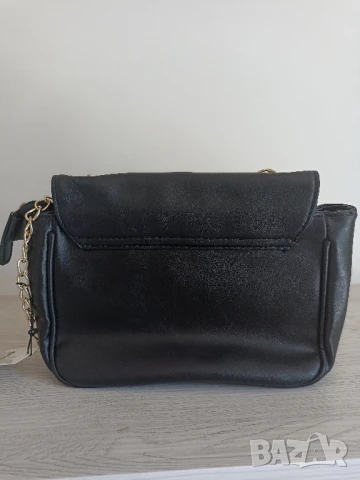 Дамска кожена чанта с перли, снимка 3 - Чанти - 50725182