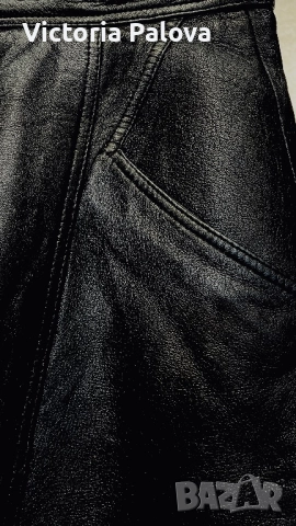 VINTAGE черна кожена миди пола, уникален дизайн, снимка 8 - Поли - 52086295