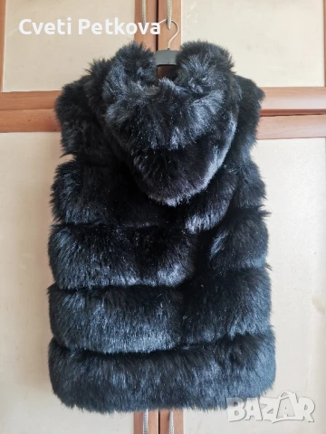 Дамски елек от изкуствен косъм, снимка 2 - Елеци - 49712157