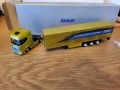 Умален модел на DAF XG+ с ремарке 1:87, снимка 3