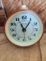 работещ будилник витяз произведен в СССР, снимка 1 - Стенни часовници - 45058889