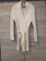 продавам дамска бежова жилетка , снимка 3