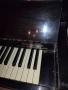 подарявам пиано, снимка 1