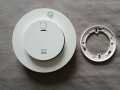 Продавам смарт сензор дачик за дим, пожар и движение Livy, снимка 1