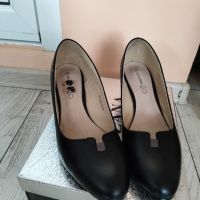Обувки от естествена кожа , снимка 1 - Дамски обувки на ток - 45853991
