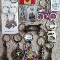 Ключодържатели и сувенири, снимка 1 - Други ценни предмети - 45072732
