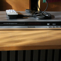 Panasonic DVD-S325 плеър, снимка 3 - Плейъри, домашно кино, прожектори - 44950664