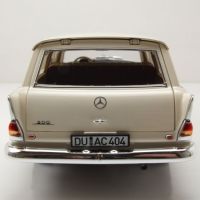 Mercedes 200 Universal Kombi 1966 - мащаб 1:18 на Norev моделът е нов в кутия, снимка 9 - Колекции - 45508798