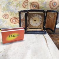 Стар Механичен Швейцарски Часовник Будилник Кожена Кутия, снимка 12 - Антикварни и старинни предмети - 45854372