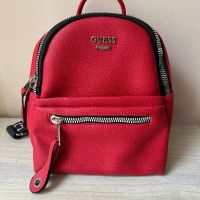 Дамска червена раница Guess, снимка 1 - Раници - 45998118