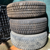 Зимни гуми, снимка 3 - Гуми и джанти - 45034510