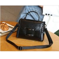 Малка дамска чанта от естествена кожа Black 1221, снимка 5 - Чанти - 45353237