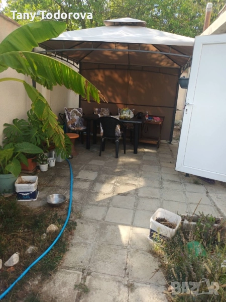 Продавам къща, снимка 1