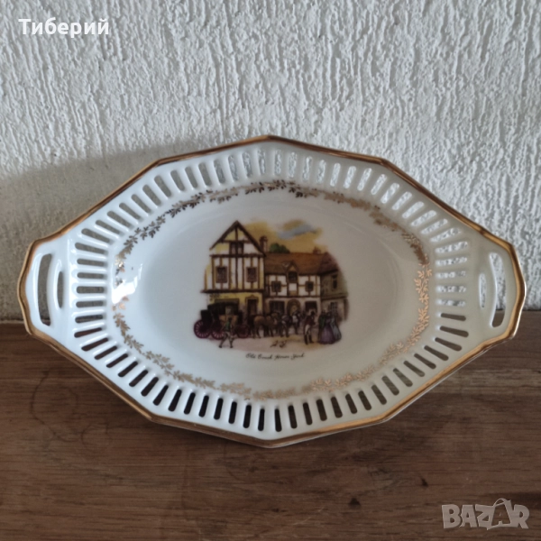 Порцеланова бонбониера, снимка 1