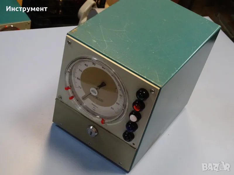 Уред за активен контрол VEB Massi AEROPAN B-IV dual air gauge 3-5kp/cm2, снимка 1