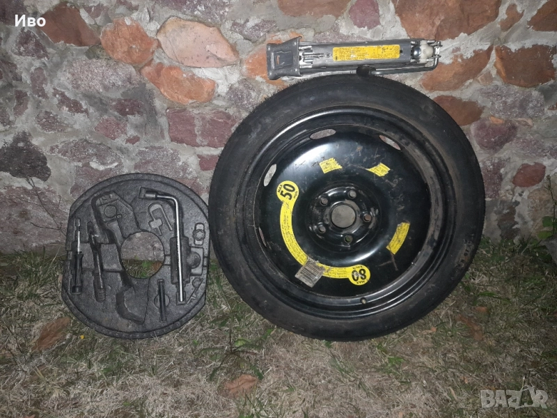 Чисто нова резервна гума(патерица)в комплект с крик и гаечен ключ за Audi A6/Ауди 299лв., снимка 1