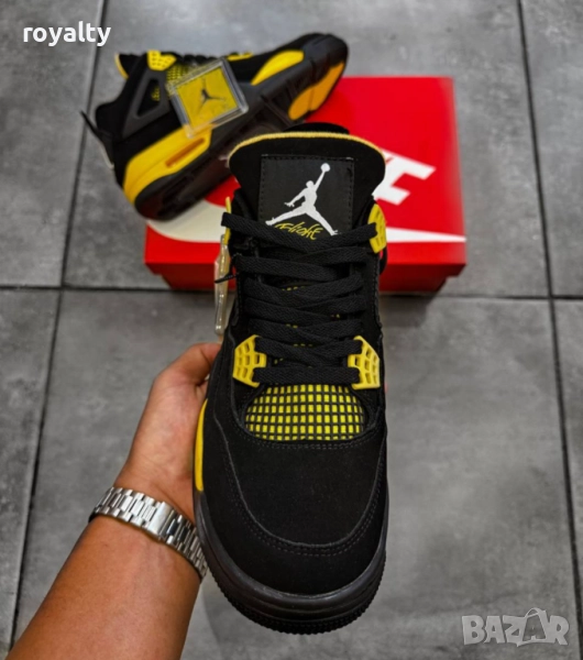 Air Jordan 4 Retro Black/Yellow мъжки маратонки , снимка 1