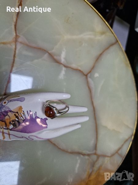 Винтиж страхотен антикварен сребърен пръстен с кехлибар , снимка 1