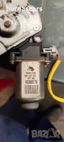 Стъклоповдигач предна лява врата Nissan Micra K11 - 60лв, снимка 2 - Части - 51996471