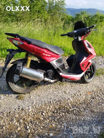 Скутер Kymco super 8 Кимко супер 8 НА ЧАСТИ , снимка 2 - Мотоциклети и мототехника - 45719022
