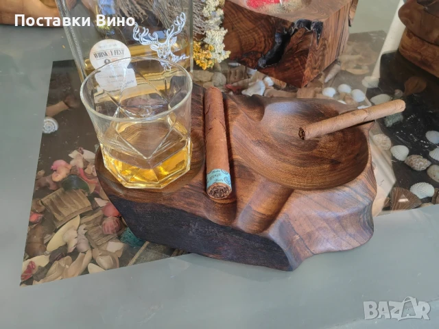 Пепелник за пури с място за чаша