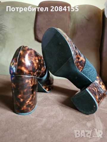 Обувка с широк ток, снимка 3 - Дамски обувки на ток - 45670804