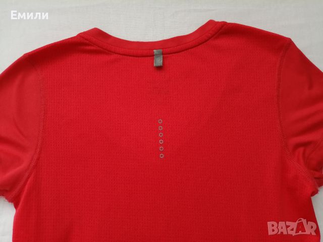 Nike Running Dri-FIT оригинална дамска тениска р-р XS, снимка 16 - Спортни екипи - 46800944