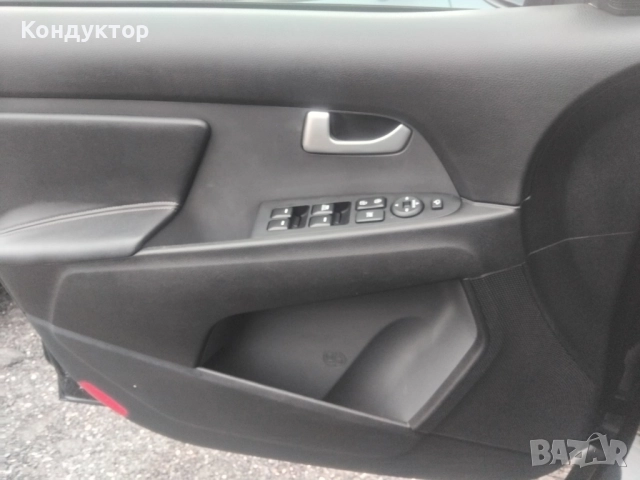 Продавам KIA sportige , снимка 7 - Автомобили и джипове - 52464434