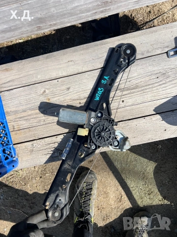 Заден ляв ел стъклоповдигач мерцедес Ц-класа w203 комби 