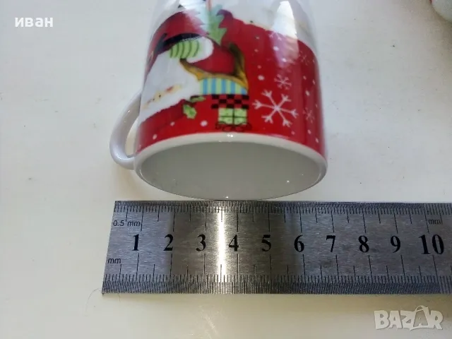 Малки коледни чашки, снимка 6 - Колекции - 49332638