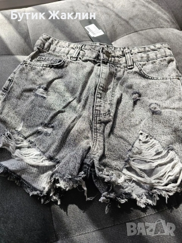 Къси дамски панталони, снимка 2 - Къси панталони и бермуди - 53879476